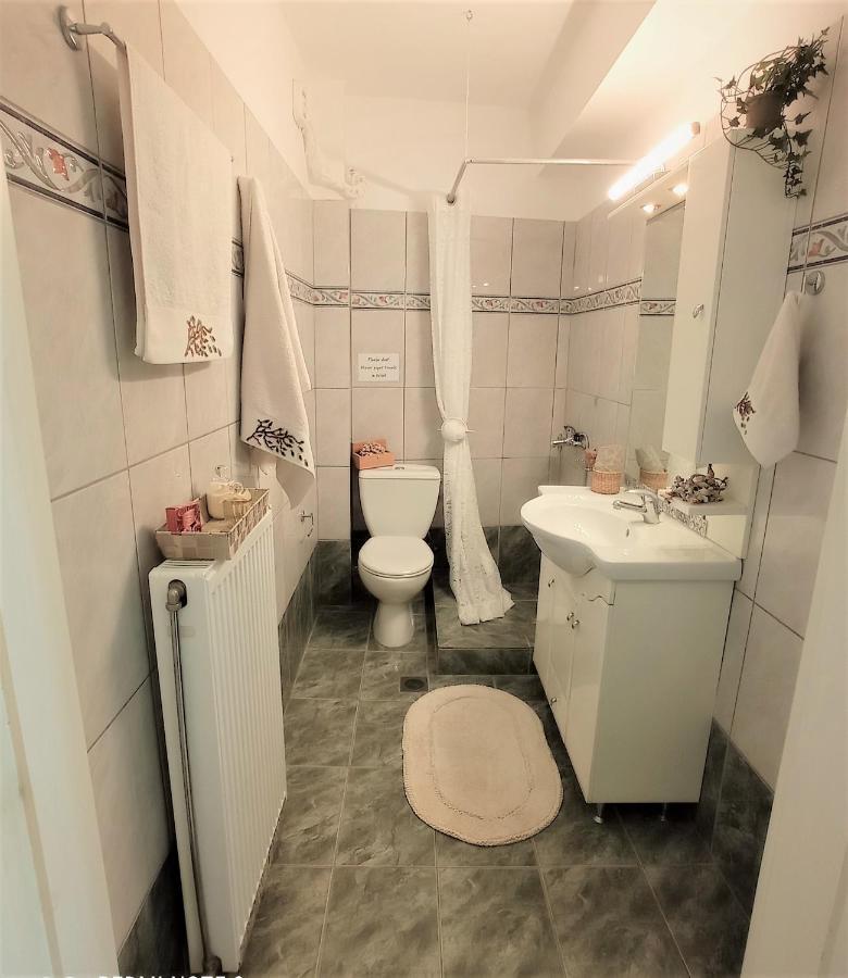 G Apartment In Ajía Effimía Kültér fotó